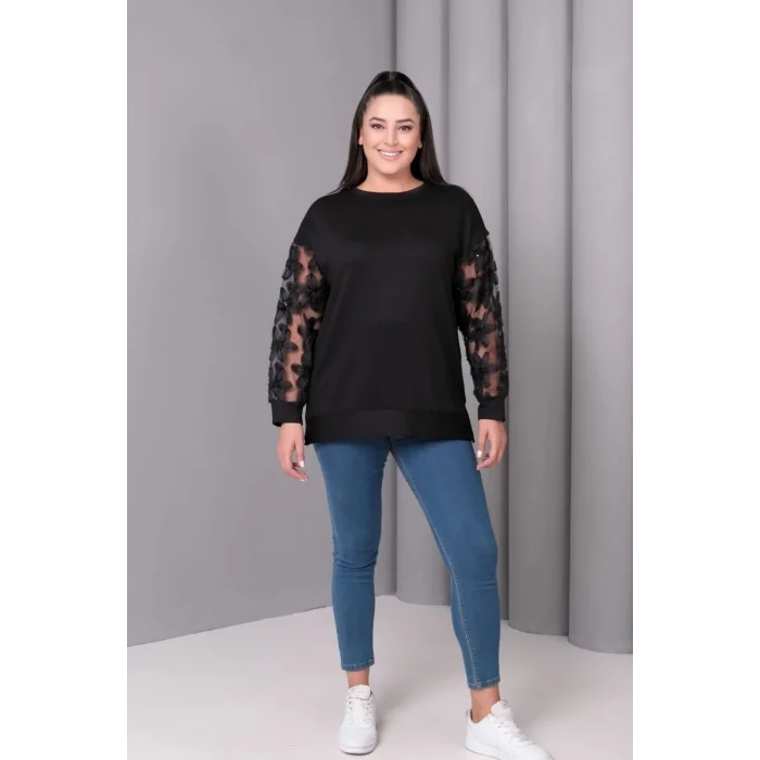 Kolları Tül Çiçek Aplikeli Bluz