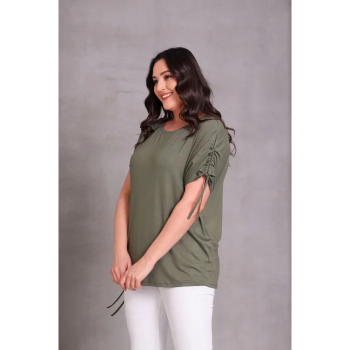 Kolu Eteği Büzmeli Bluz