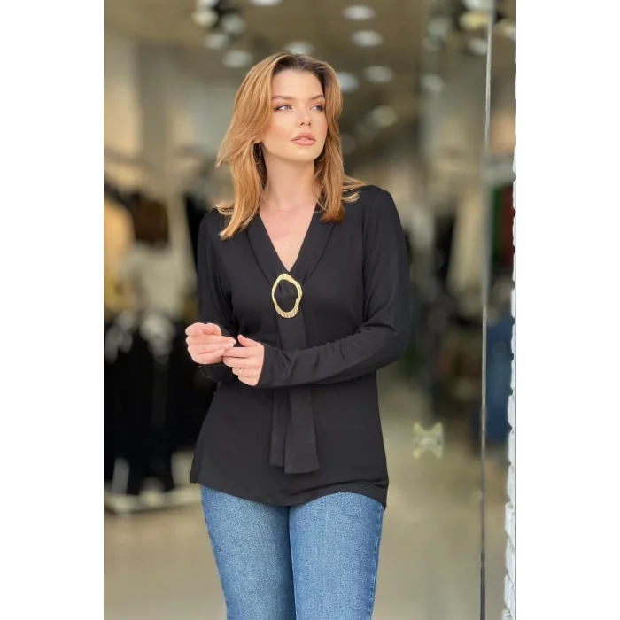 Kravatlı Tokalı Bluz