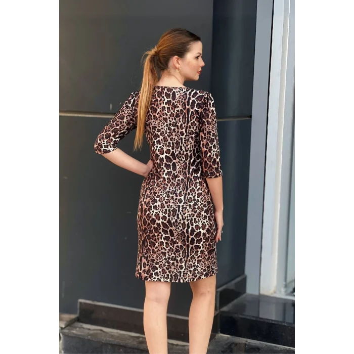 Leopar Yırtmaçlı Kare Yaka Elbise