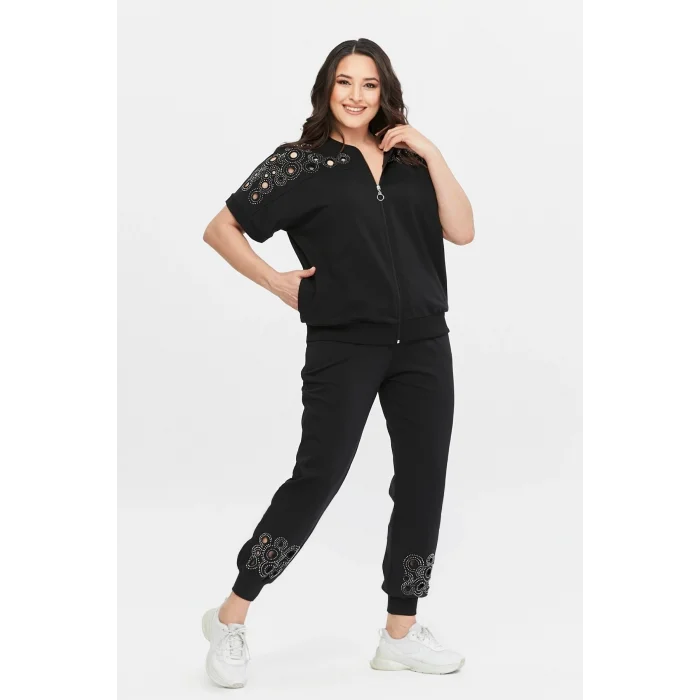 Omuz ve Paça Lazer Kesimli Takım