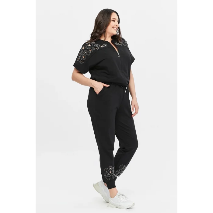 Omuz ve Paça Lazer Kesimli Takım