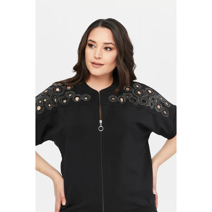 Omuz ve Paça Lazer Kesimli Takım