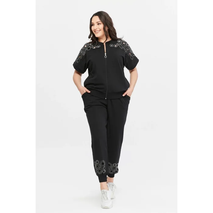 Omuz ve Paça Lazer Kesimli Takım