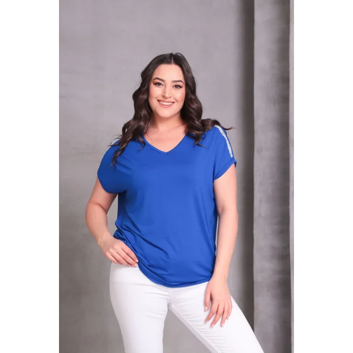 Omuzları Taş Baskılı Bluz