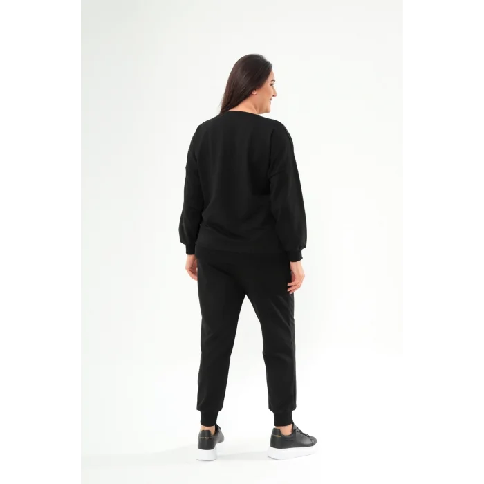 Önü V İncili Takım