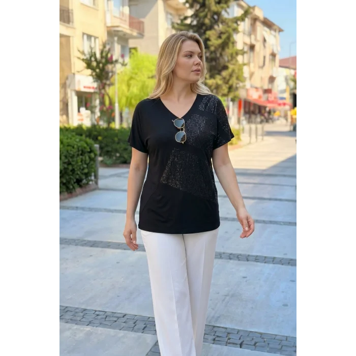 Pul Parçalı Bluz