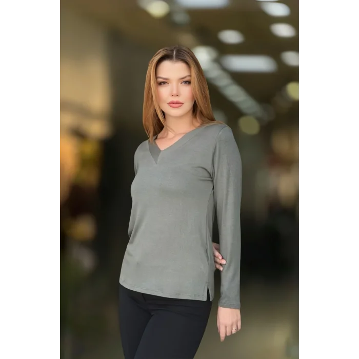 V Yaka Yanı Yırtmaçlı Bluz