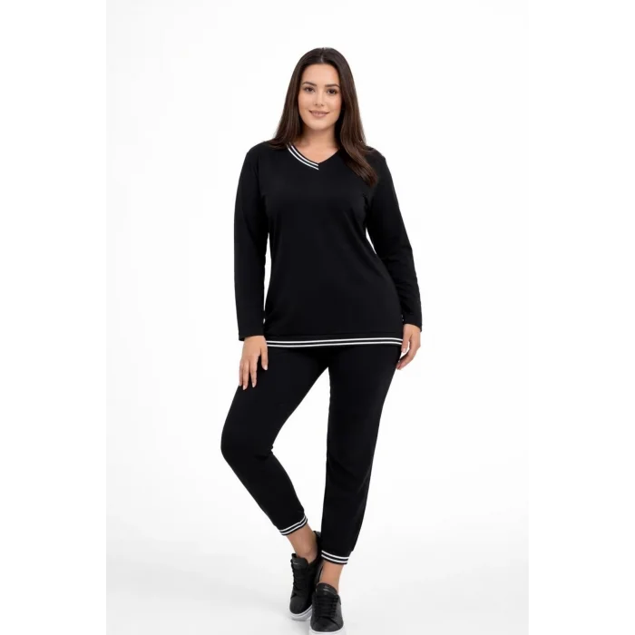 Yakası Örme Şeritli Yırtmaçlı Takım