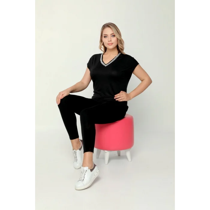 Yakası Taş Baskılı Bluz