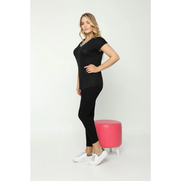 Yakası Taş Baskılı Bluz