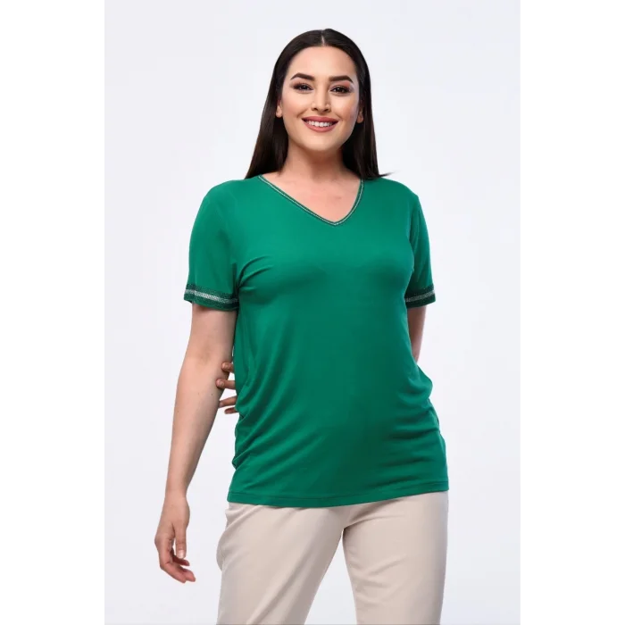 Yakası Taş Baskılı Kolları Şeritli Bluz