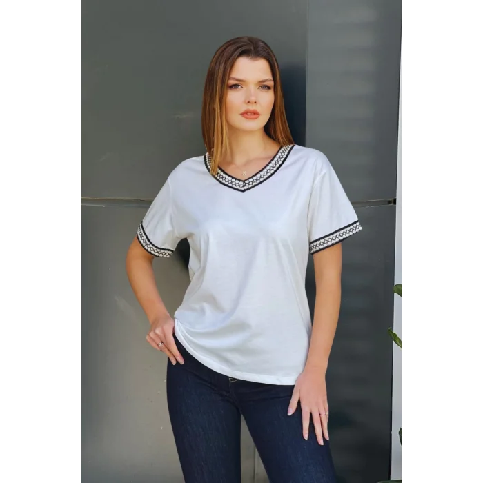 Yakası Ve Kolları Örme Şeritli Bluz