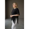 Eteği Asimetrik Dantelli Bluz