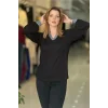 Yakası Ve Kol Uçları Simli Bluz
