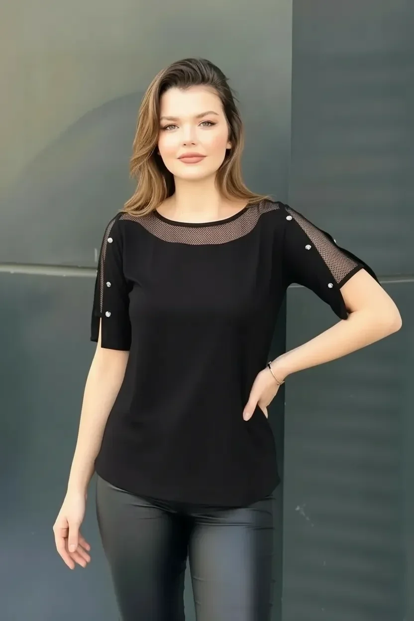 Omuz Fileli Düğme Detaylı Bluz