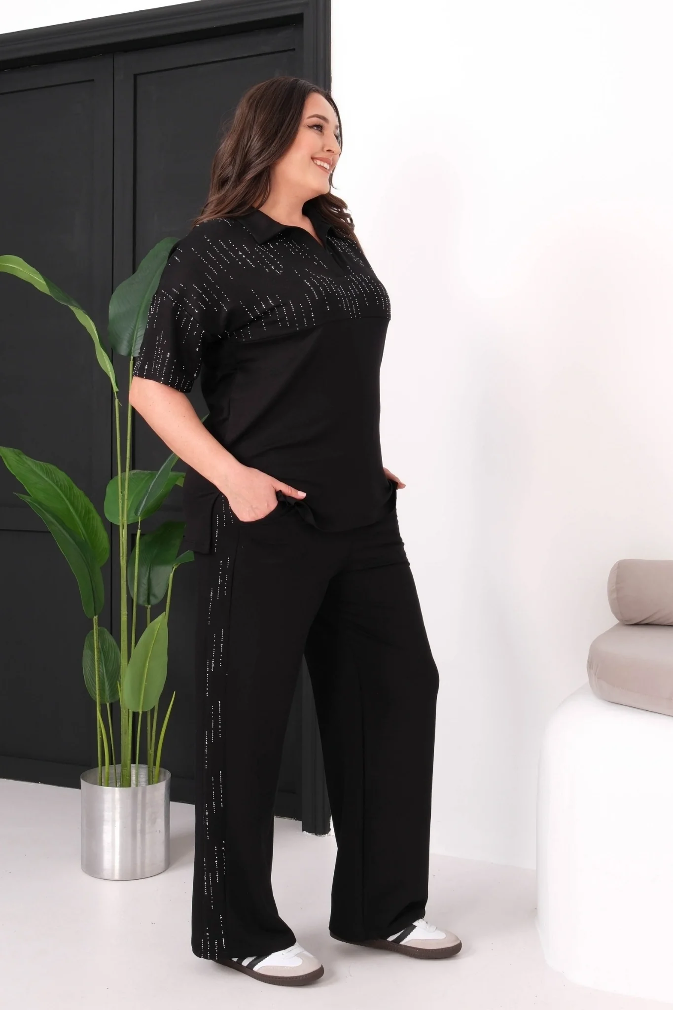 Gömlek Yakalı Taş Bakılı Takım