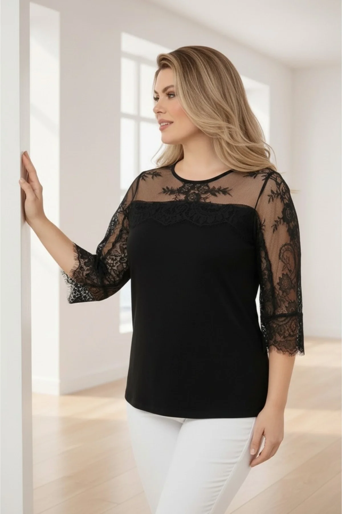 Kolları Dantel Bluz