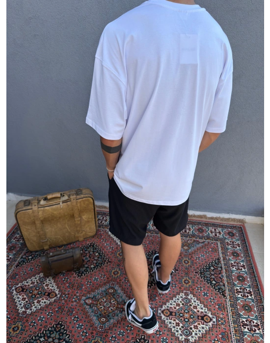 Beyaz Basic Oversize T-Shirt