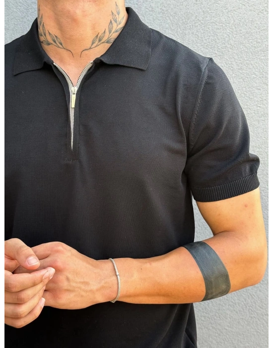 Siyah Fermuarlı Polo Yaka T-shirt