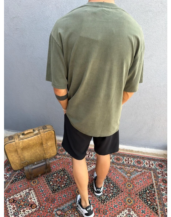 Yeşil Yıkamalı Baskılı Oversize T-Shirt