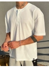 Beyaz Düğmeli Waffle Kumaş Rahat Kesim T-Shirt