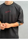 Siyah Nakışlı Oversize T-Shirt