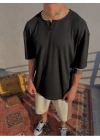 Siyah Yaka Detay Waffle Kumaş Rahat Kesim T-Shirt