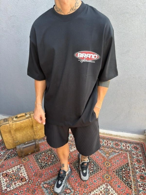Siyah Baskılı Oversize T-shirt