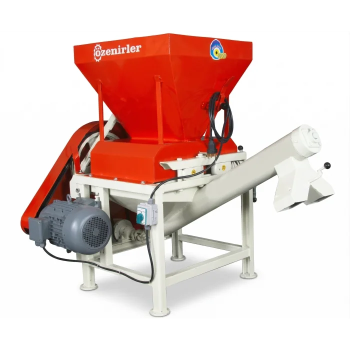 Özenirler Yem Ezme Makinesi 50lik Şaftlı+Elektrikli