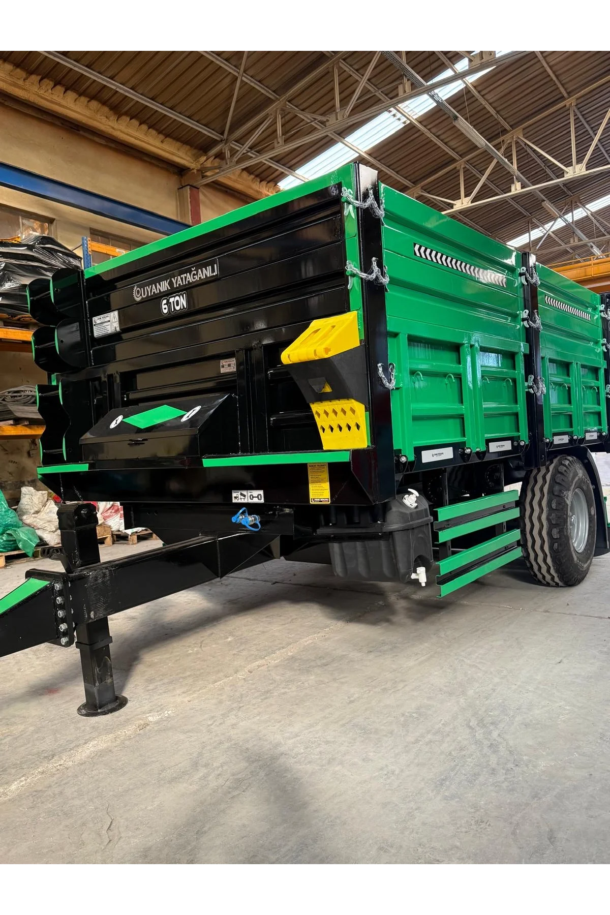 Uyanık Yatağanlı Tek Dingil Römork