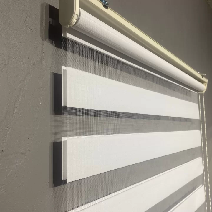 Beyaz Bambu Zebra Perde