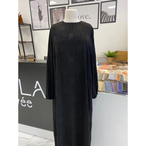 NURCAN ÇETİN KENDİNDEN DESENLİ ELBİSE