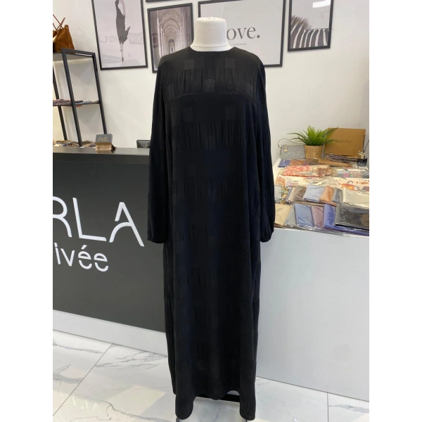 NURCAN ÇETİN KENDİNDEN DESENLİ ELBİSE