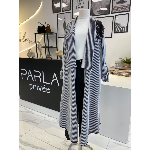 MİARUJ SIRTI ÇİÇEK APLİKELİ CEKET