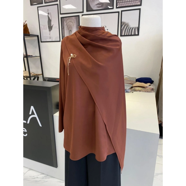 PARLA YAKA DETAYLI GÖMLEK