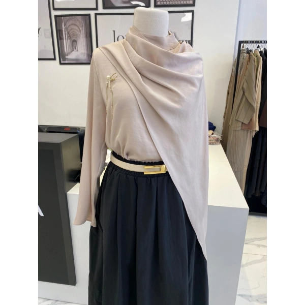 PARLA YAKA DETAYLI GÖMLEK