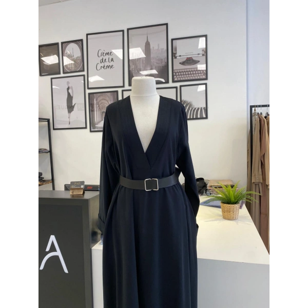 NURCAN ÇETİN V YAKA ELBİSE