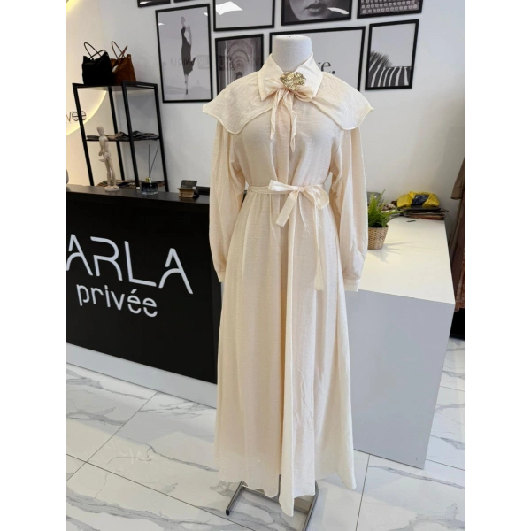 PARLA YAKASI ŞAL DETAYLI ELBİSE