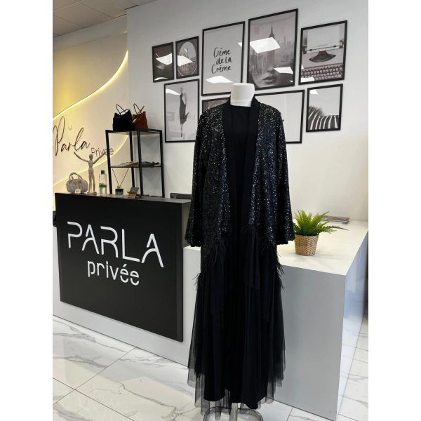 Nurcan Çetin Pul ve Tül Detaylı Abaya