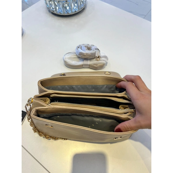 Sisley Gold Zincir Askılı Omuz Çantası