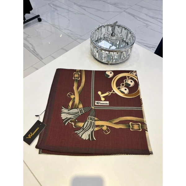 Wennora Karya Omuz Şalı