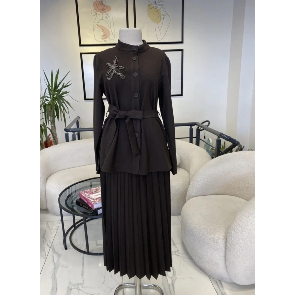 nurcan cetin 25556 etekli takım