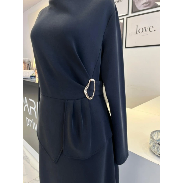 Nuss Tokalı Drapeli Elbise