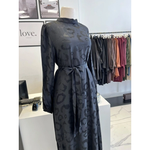 Orhan Store Siyah Leopar Desenli Elbise