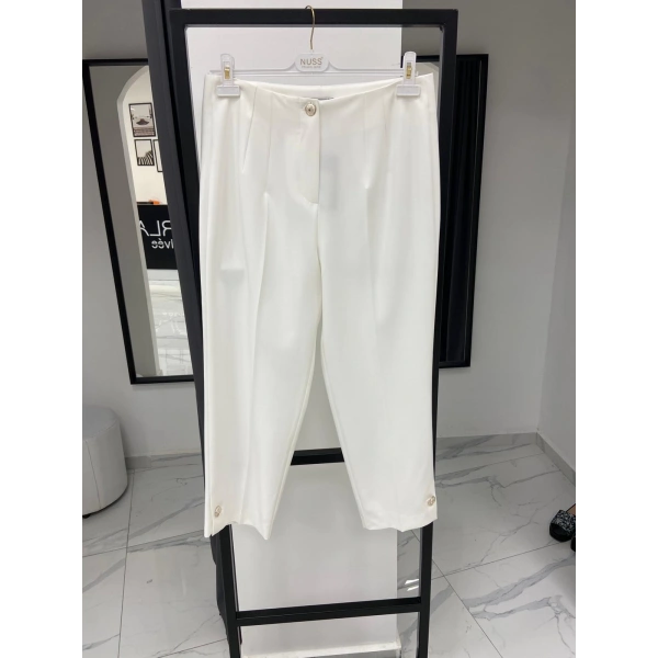 SENTEZ DÜĞMELİ PANTOLON BEYAZ