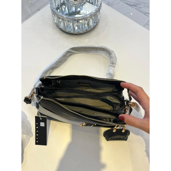 Sisley Kemer Detaylı Mini Aksesuarlı Çanta