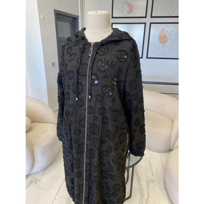 DULE BÜYÜK BEDEN PUANTİYELİ ASTARLI KAP