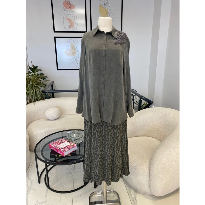 NURCAN ÇETİN GRİ ETEKLİ TAKIM