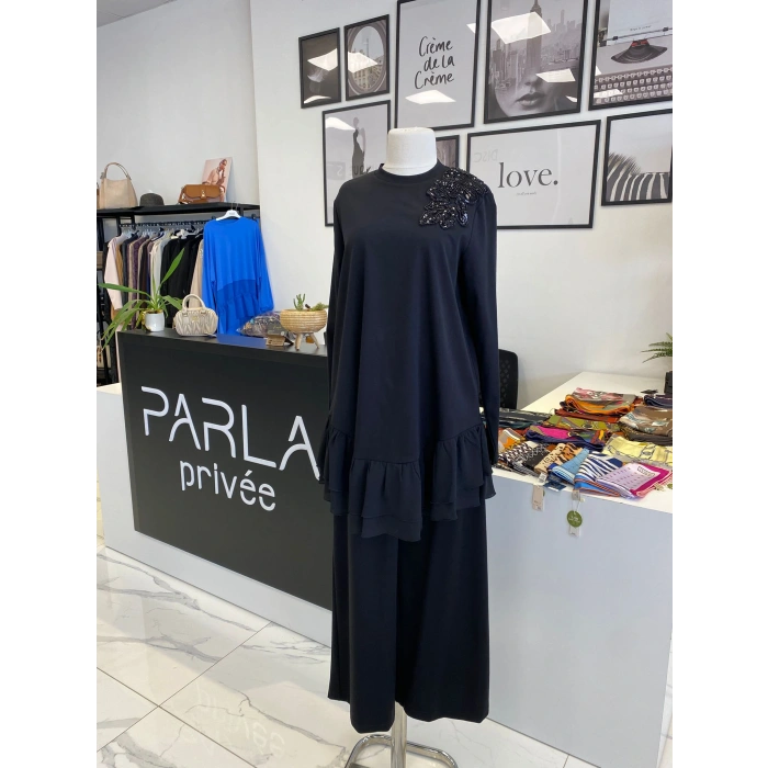 NURCAN ÇETİN ŞİFON DETAYLI İKİLİ TAKIM SİYAH